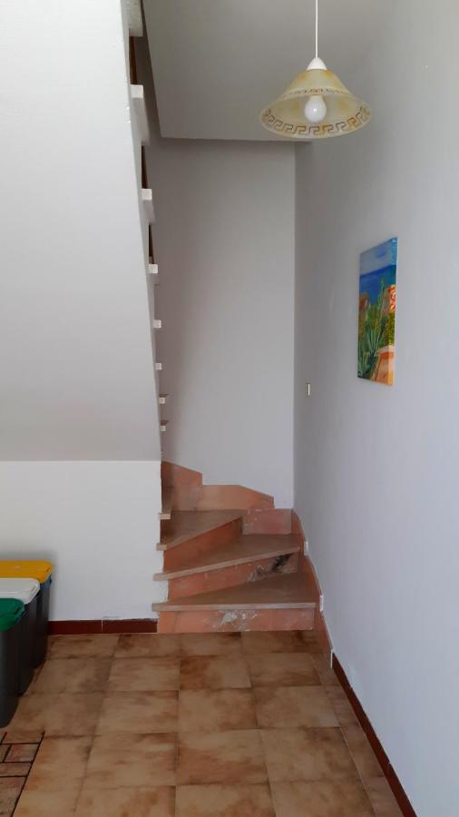 Mare&Monti Villa Telti Екстериор снимка